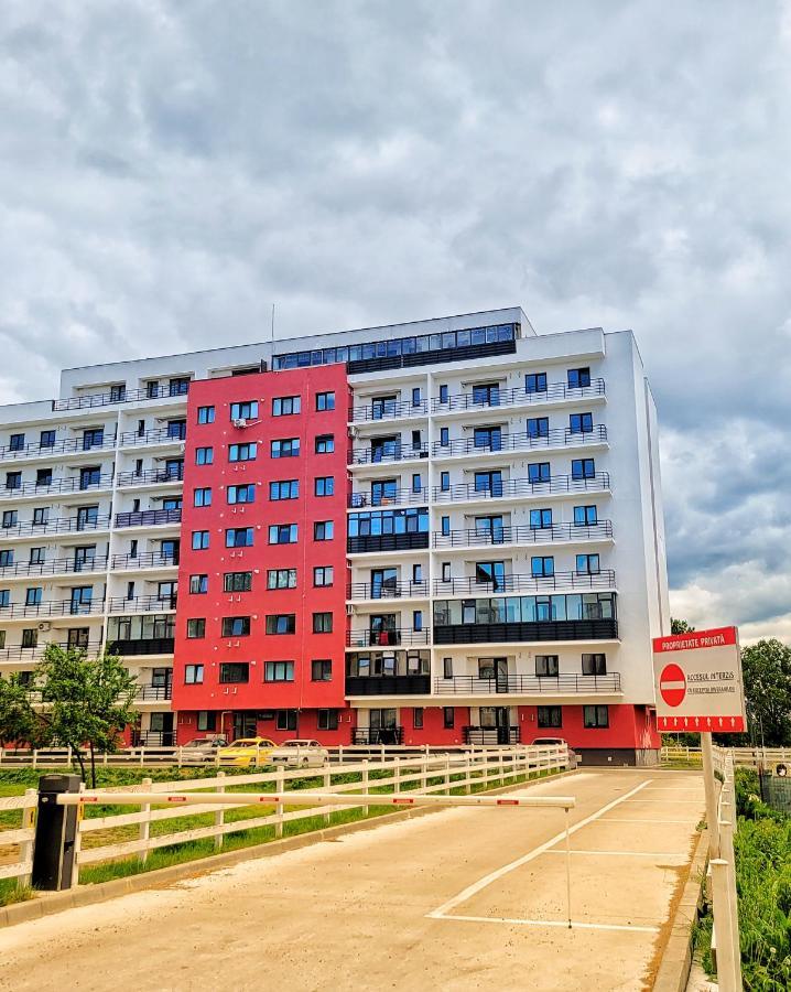 Apartament Delux Bacau Luaran gambar